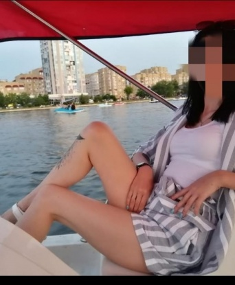 Я креативна и нежна, с горячим телом и умелыми руками. Предлагаю тебе массаж, эротические игры, классический секс и многое другое. Я знаю все секреты мужского удовлетворения и сделаю все, чтобы погрузить тебя в мир блаженства. У меня есть отличные отзывы от моих постоянных клиентов, которые гарантируют мою надежность и талант в сфере интимных удовольствий. В моей горячей компании ты сможешь забыть обо всем и полностью расслабиться. Жду тебя в Москве, чтобы сделать нашу встречу по-настоящему особенной. Звони и приготовься к незабываемому опыту! 🔥🔞🌹 Елизавета