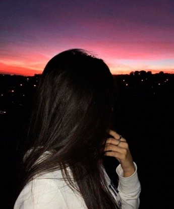 Со мной ты погрузишься в безумное море наслаждения и релакса! 💋
Я предлагаю широкий спектр интимных услуг, позволяющих осуществить твои самые сокровенные мечты. Мои нежные руки расслабят и снимут все накопившееся напряжение, а язычок сделает процесс еще более приятным. 🔥
Мое фото – самое настоящее подтверждение моей привлекательности и страсти. Ты увидишь волнующие изгибы моего тела и искрящийся взгляд, который заставит тебя забыть обо всем на свете и окунуться в мир наслаждения. 😍
Также у меня есть множество положительных отзывов от довольных клиентов – они подтверждают мою профессиональность и живое желание доставить тебе незабываемые эмоции. 🔥
Позвони мне и окунись в безудержный водоворот страсти и наслаждения в Москве. Я гарантирую, что ты останешься доволен свиданием со мной. Возможно, ты получишь такое наслаждение, что захочешь вернуться ко мне снова и снова. 🌹 Кристина